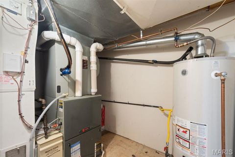 Tiny photo for 13 Balcon Estates Est, Creve Coeur, MO 63141 (MLS # 25071000)