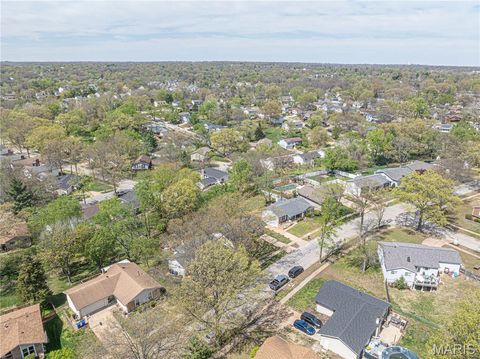 Tiny photo for 937 Napoli Drive, Ballwin, MO 63021 (MLS # 26021433)