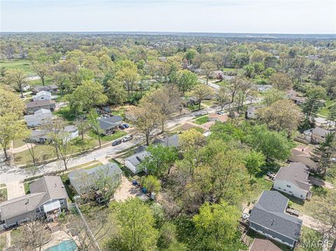 Tiny photo for 937 Napoli Drive, Ballwin, MO 63021 (MLS # 26021433)