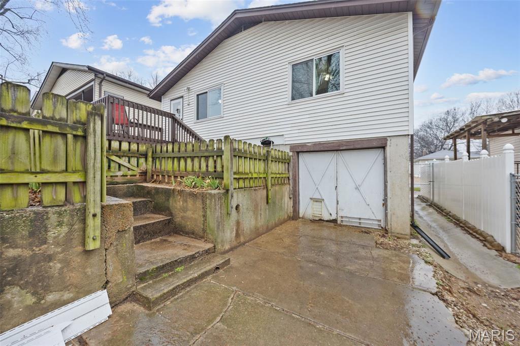 John F McDermotts Meadowbrook - Residential