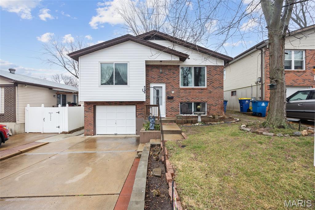 John F McDermotts Meadowbrook - Residential