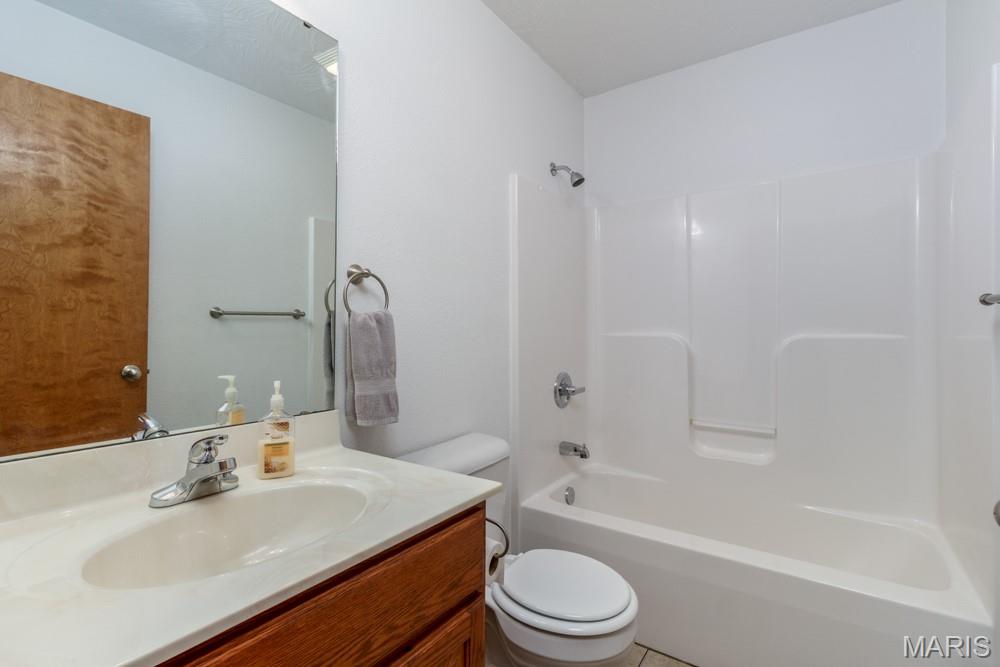 NORTH OAKS - Residential