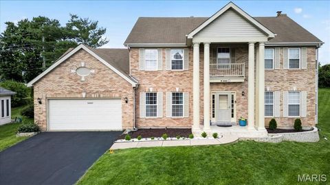 Photo of 14901 Jockey Club Drive, Chesterfield, MO 63017 (MLS # 26034383)