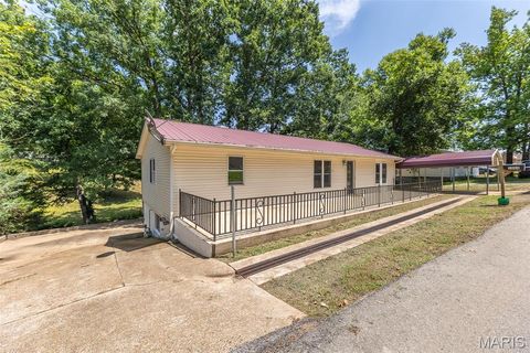 Photo of 1004 Burford Court, Doniphan, MO 63935 (MLS # 26046781)