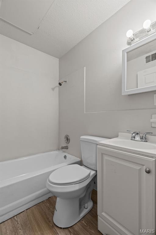 Woodridge Manor Apartments - Residential Income