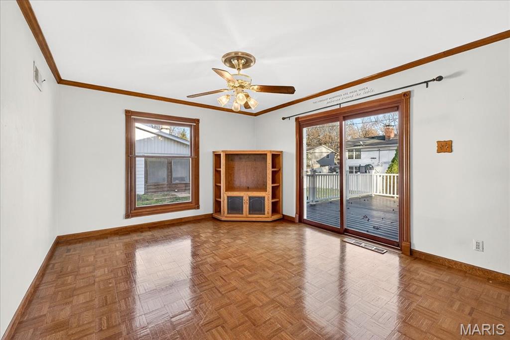 St Louis, Missouri 63146, United States, 4 Bedrooms Bedrooms, ,3 BathroomsBathrooms,Residential,Active,250382