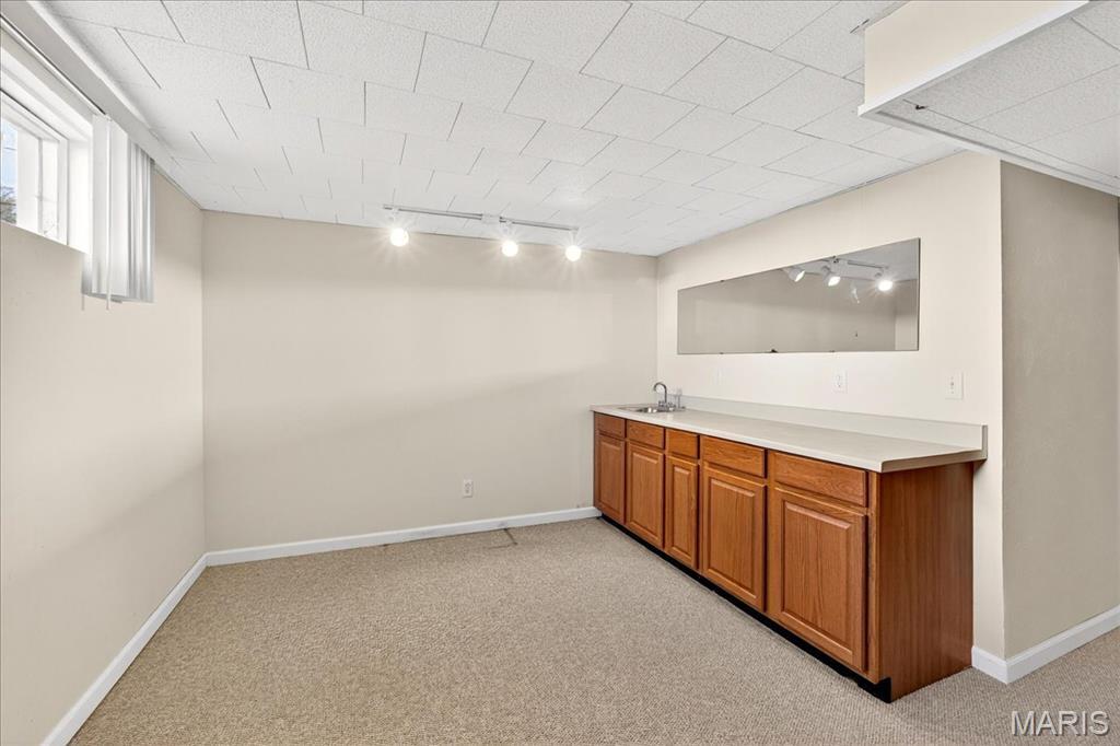 St Louis, Missouri 63146, United States, 4 Bedrooms Bedrooms, ,3 BathroomsBathrooms,Residential,Active,250382