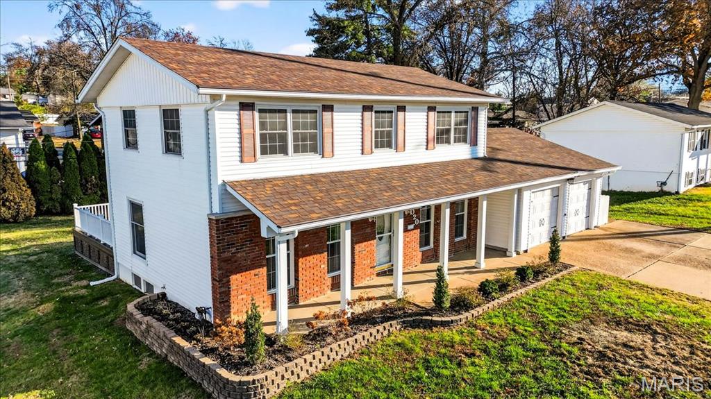 St Louis, Missouri 63146, United States, 4 Bedrooms Bedrooms, ,3 BathroomsBathrooms,Residential,Active,250382