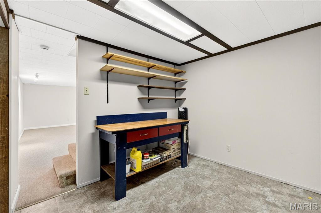 St Louis, Missouri 63146, United States, 4 Bedrooms Bedrooms, ,3 BathroomsBathrooms,Residential,Active,250382