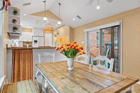 Tiny photo for 920 Chelsea Avenue, Glendale, MO 63122 (MLS # 26030500)