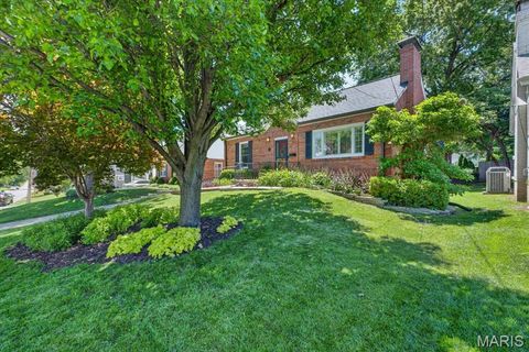 Tiny photo for 920 Chelsea Avenue, Glendale, MO 63122 (MLS # 26030500)
