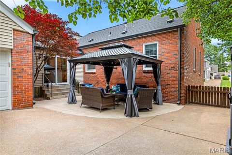 Tiny photo for 920 Chelsea Avenue, Glendale, MO 63122 (MLS # 26030500)
