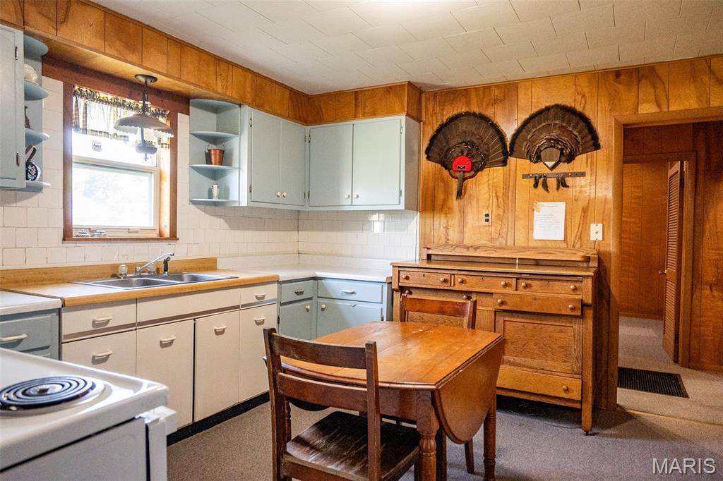1144 Tickridge Road