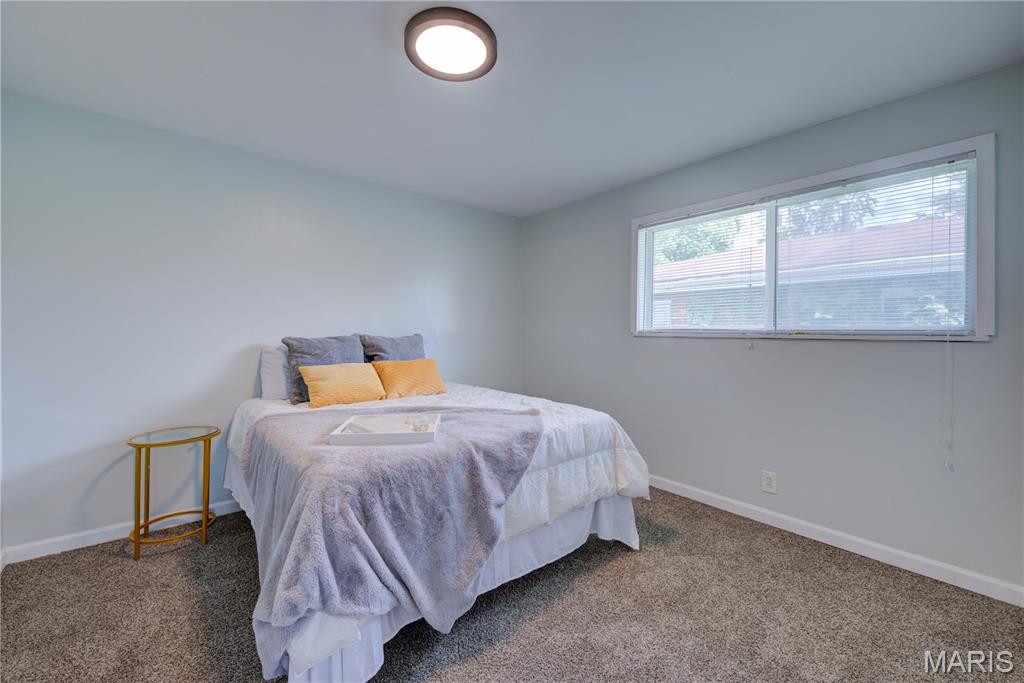 Holiday Estate - Residential Lease