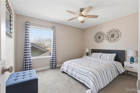 Tiny photo for 957 N Spoede Road, Creve Coeur, MO 63146 (MLS # 26013944)