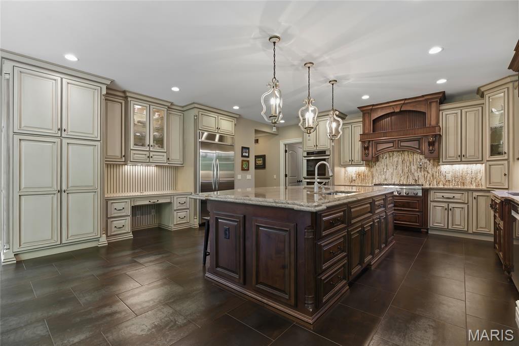 Krewet Sub - Residential