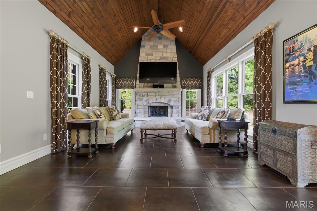 Krewet Sub - Residential