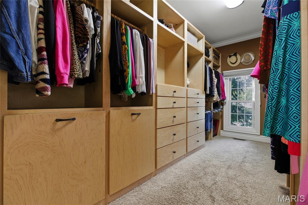 Krewet Sub - Residential