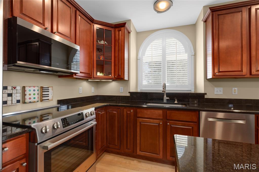 Nooning Tree - Residential