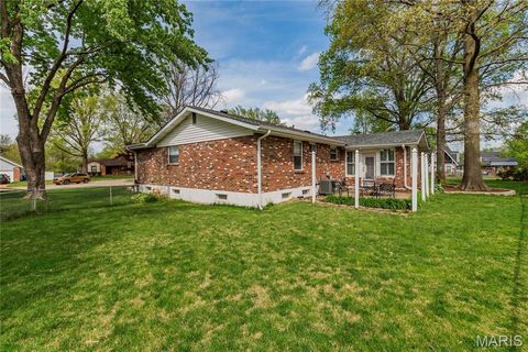 Tiny photo for 2140 Pierport Circle, St Louis, MO 63129 (MLS # 26022335)