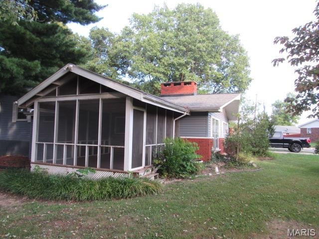 201 Whispering Oaks Drive