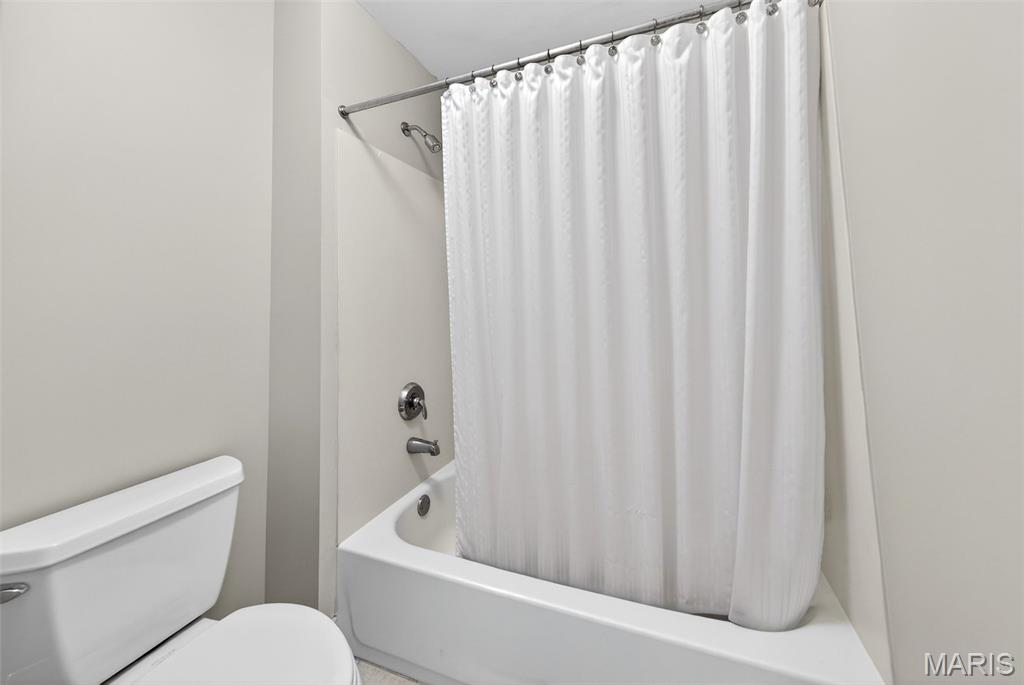 Villas At Fountain Plaza 1 The - Residential