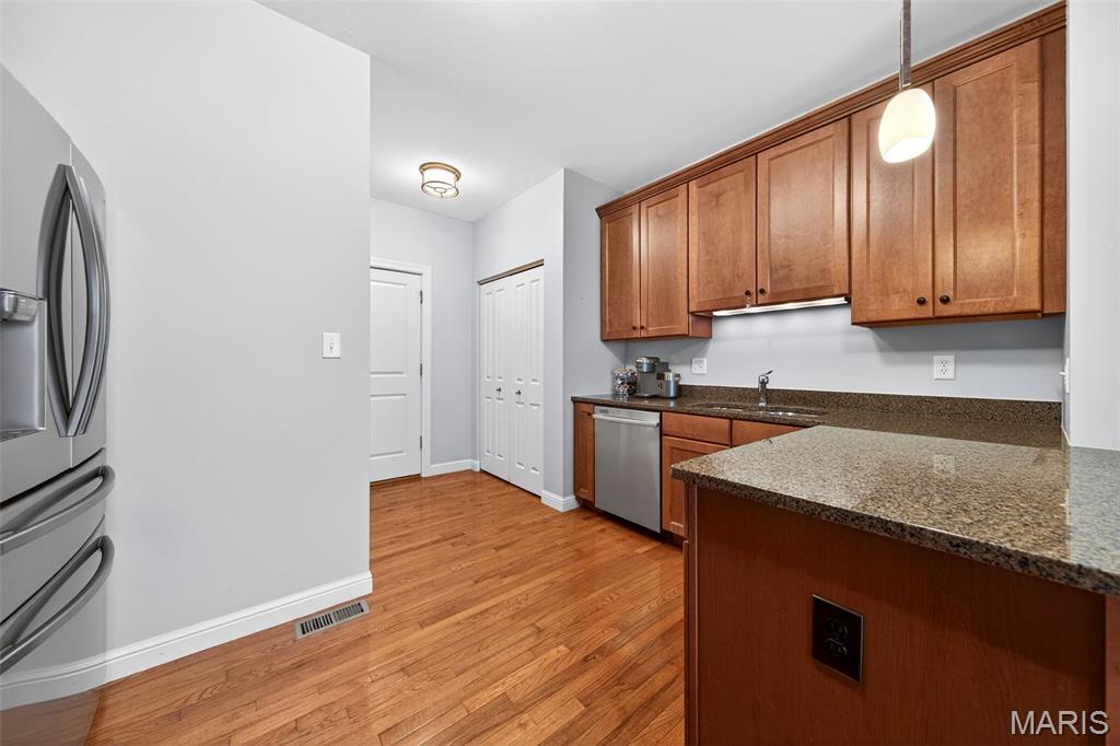 Villas At Fountain Plaza 1 The - Residential