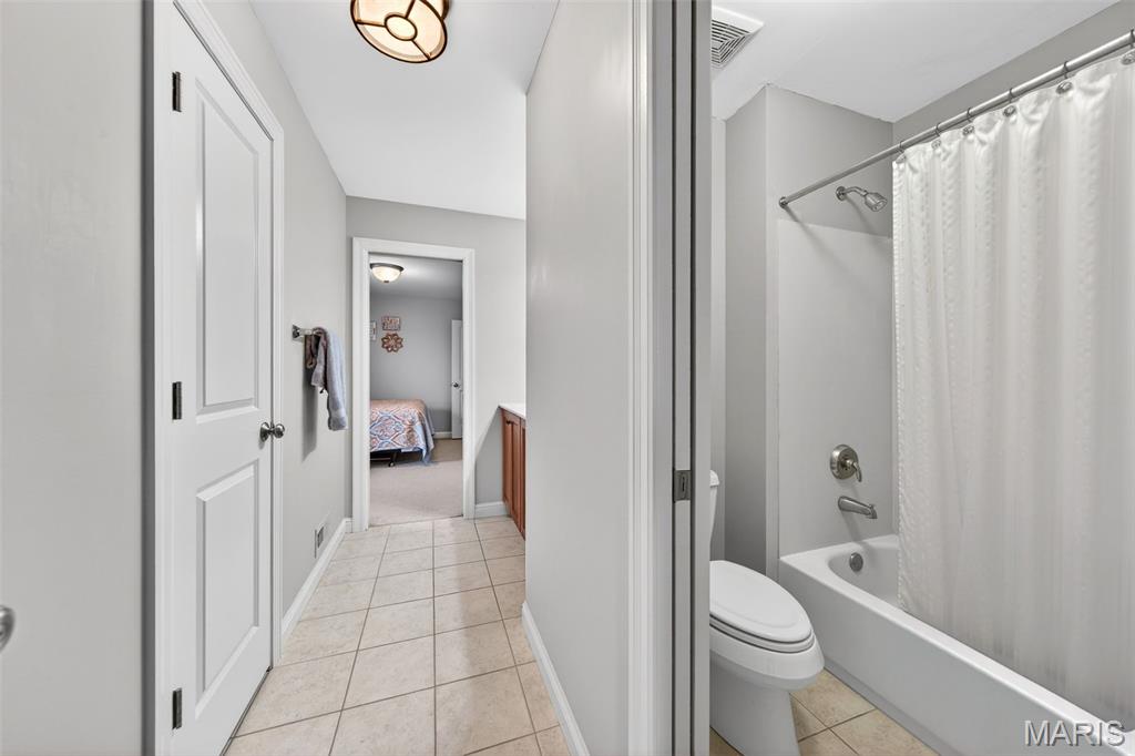 Villas At Fountain Plaza 1 The - Residential