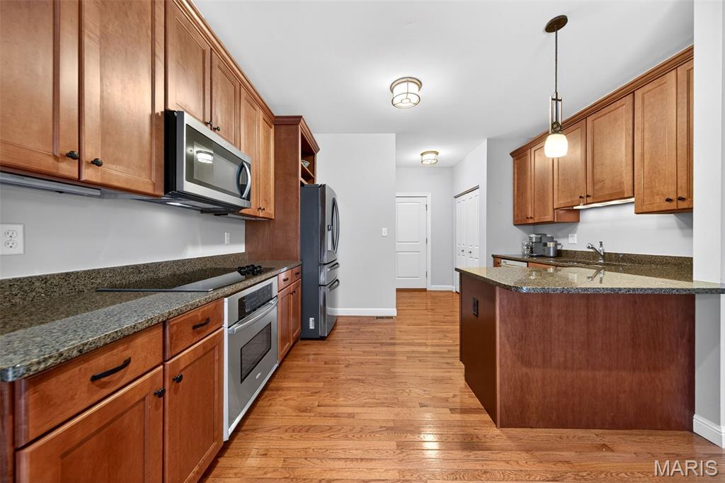 Villas At Fountain Plaza 1 The - Residential