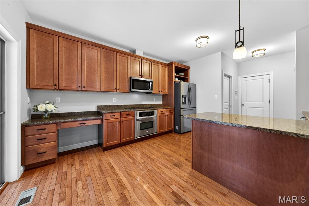 Villas At Fountain Plaza 1 The - Residential