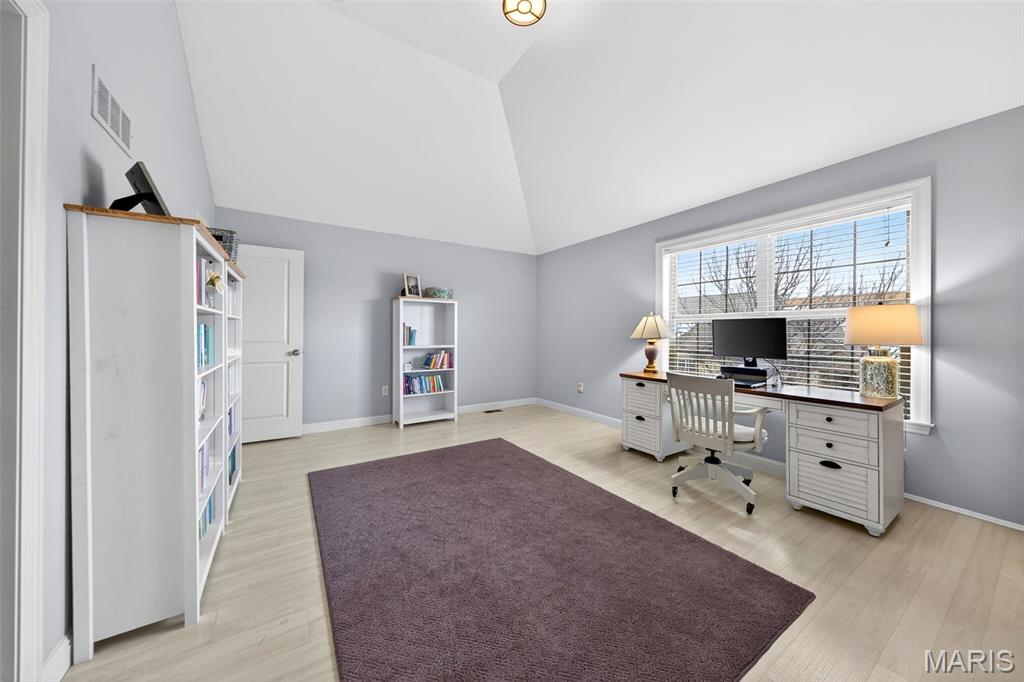 Villas At Fountain Plaza 1 The - Residential