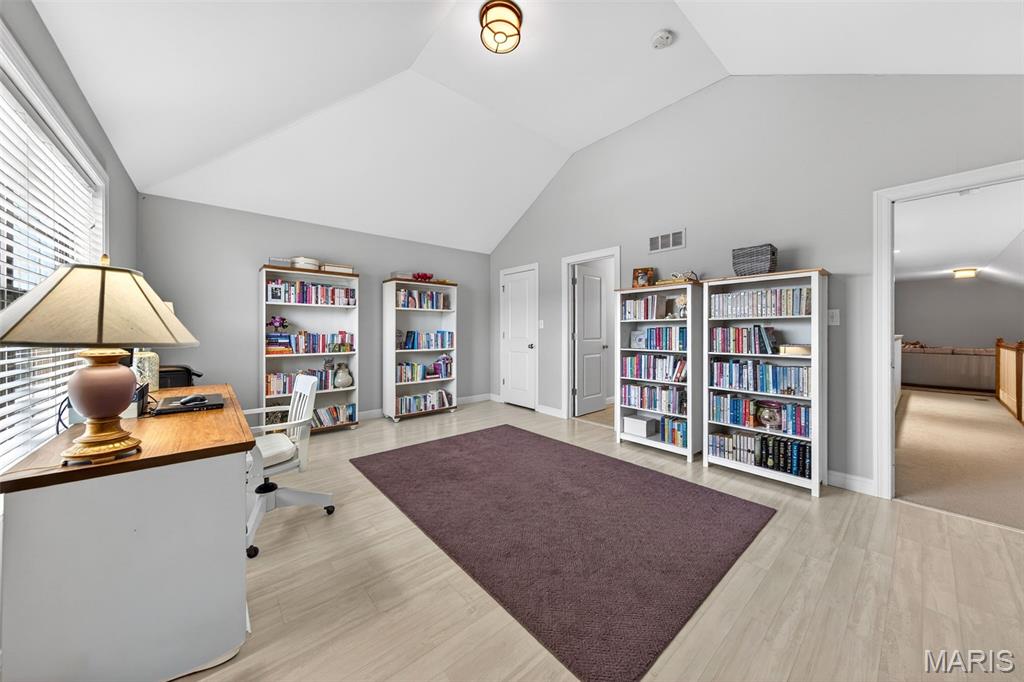 Villas At Fountain Plaza 1 The - Residential