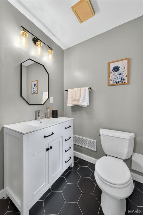 Tiny photo for 2010 Blendon Place, St Louis, MO 63143 (MLS # 25070416)