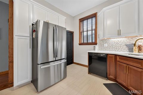Tiny photo for 2010 Blendon Place, St Louis, MO 63143 (MLS # 25070416)
