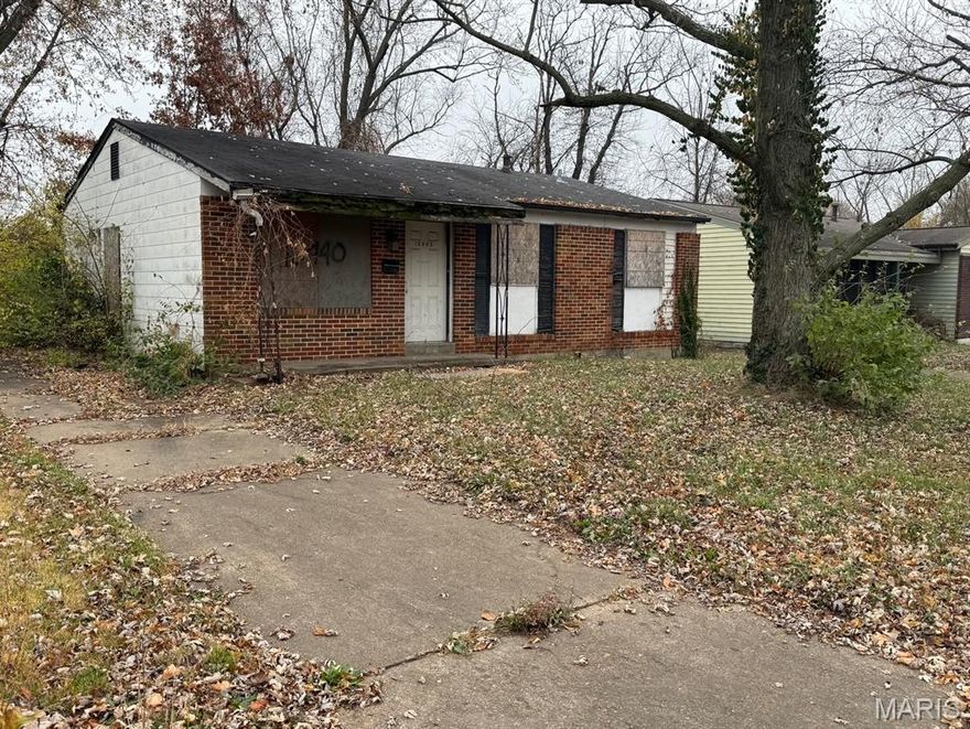 Check out this amazing investor special! This home features 3 bedrooms, 1 full bathroom, and an unfinished basement. This property needs a full rehab and would make a great flip or an amazing rental to add to your portfolio. Property to be sold AS IS. 

Property may be purchased as a package deal, see agent remarks.
