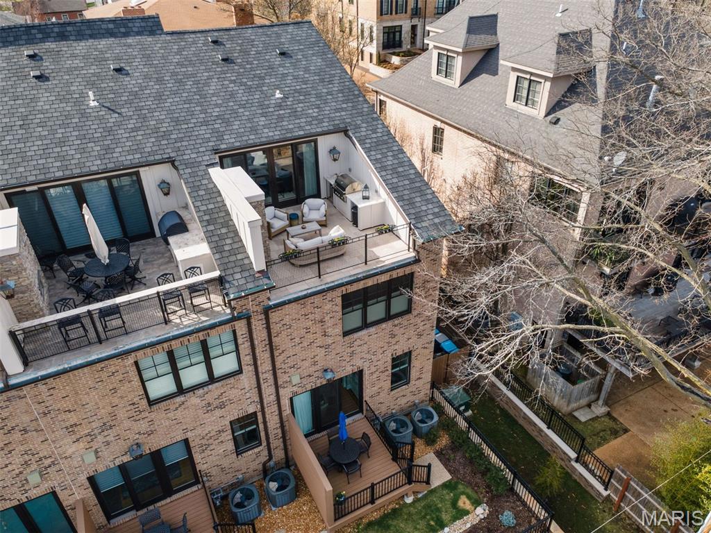 Townhomes Of Clayton Condo The - Residential