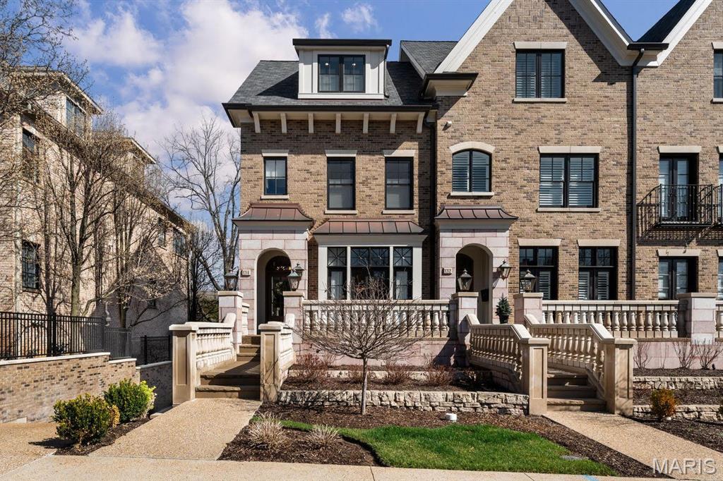 Townhomes Of Clayton Condo The - Residential