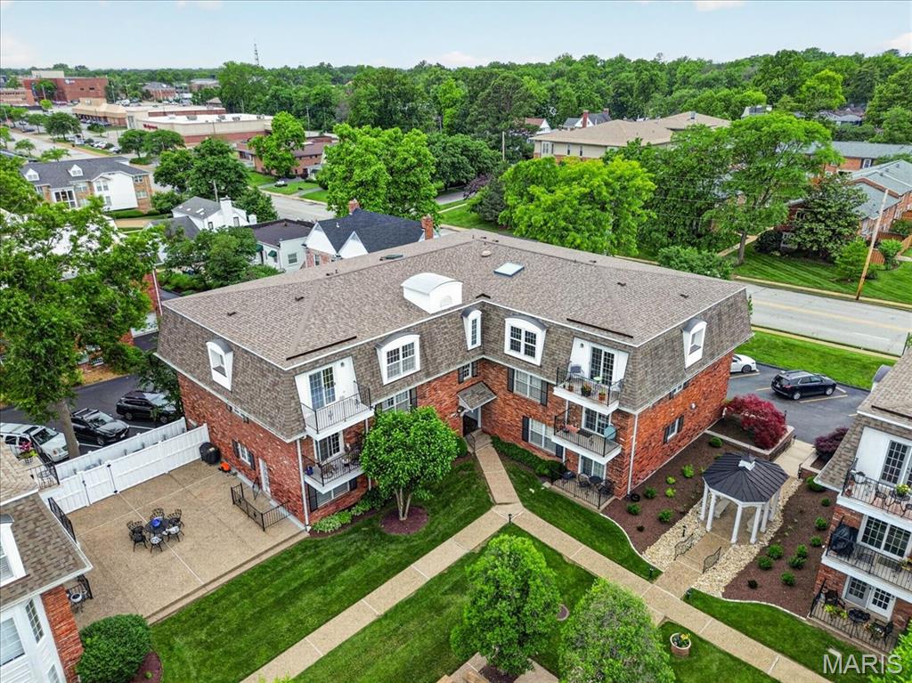 Homewood Ii Condo - Residential