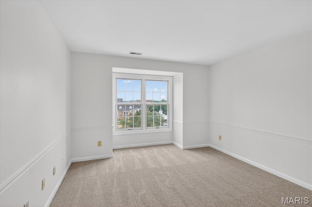 Homewood Ii Condo - Residential