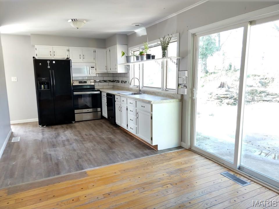 547 Blazedwood Drive