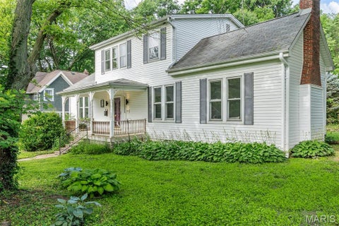 Photo of 151 N Clay Avenue, Ferguson, MO 63135 (MLS # 26059586)