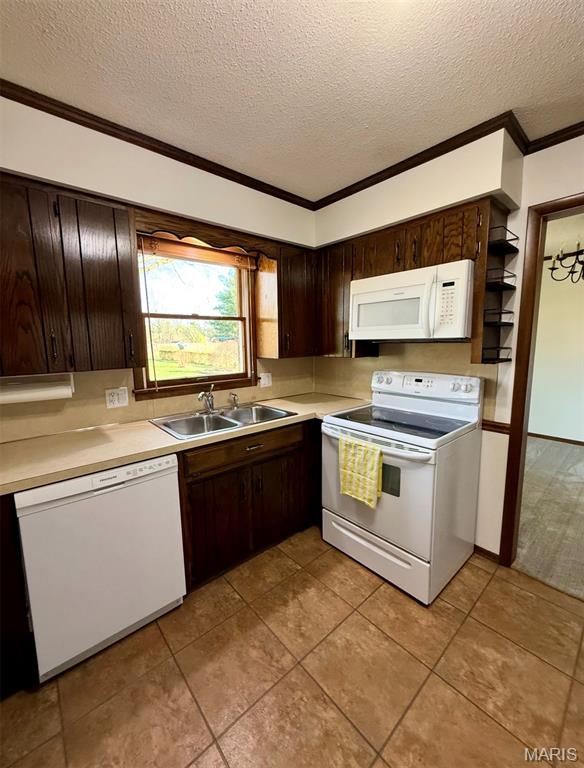 Country Club Place - Residential