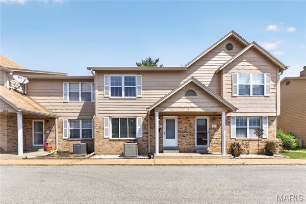 262 CARMEL WOODS DR, ELLISVILLE, MO 63021 - Image 5d89152de948d7d3f0941bee79a4e740/3917405663
