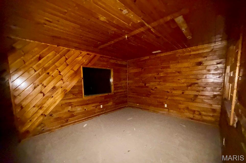 n/a - Commercial Sale