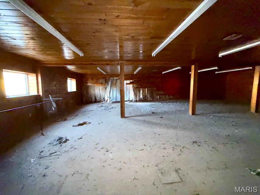 n/a - Commercial Sale