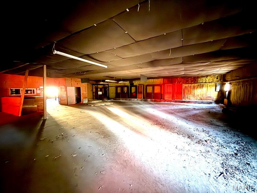 n/a - Commercial Sale