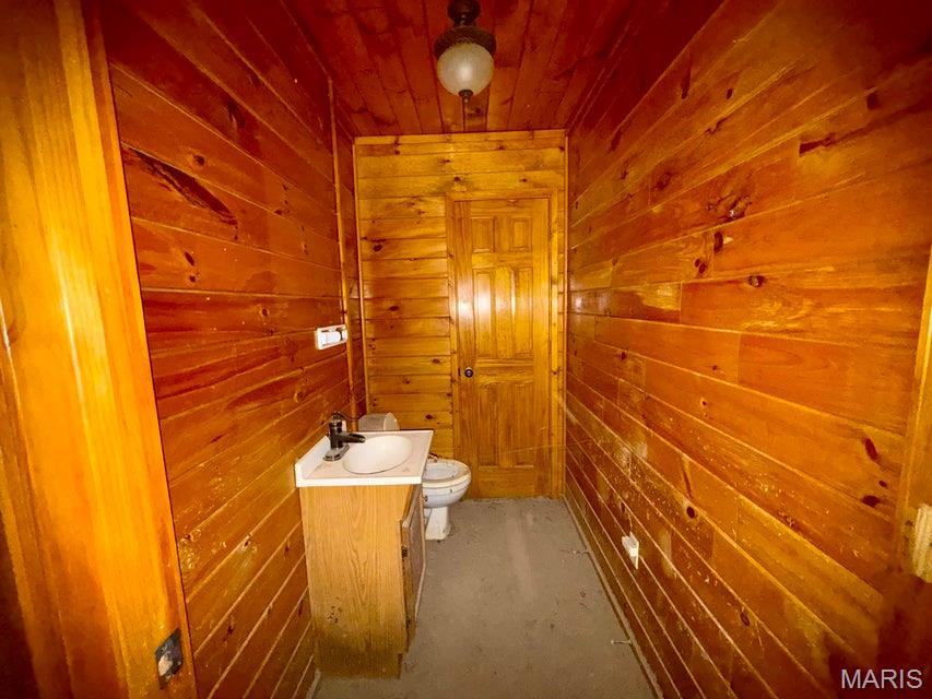 n/a - Commercial Sale