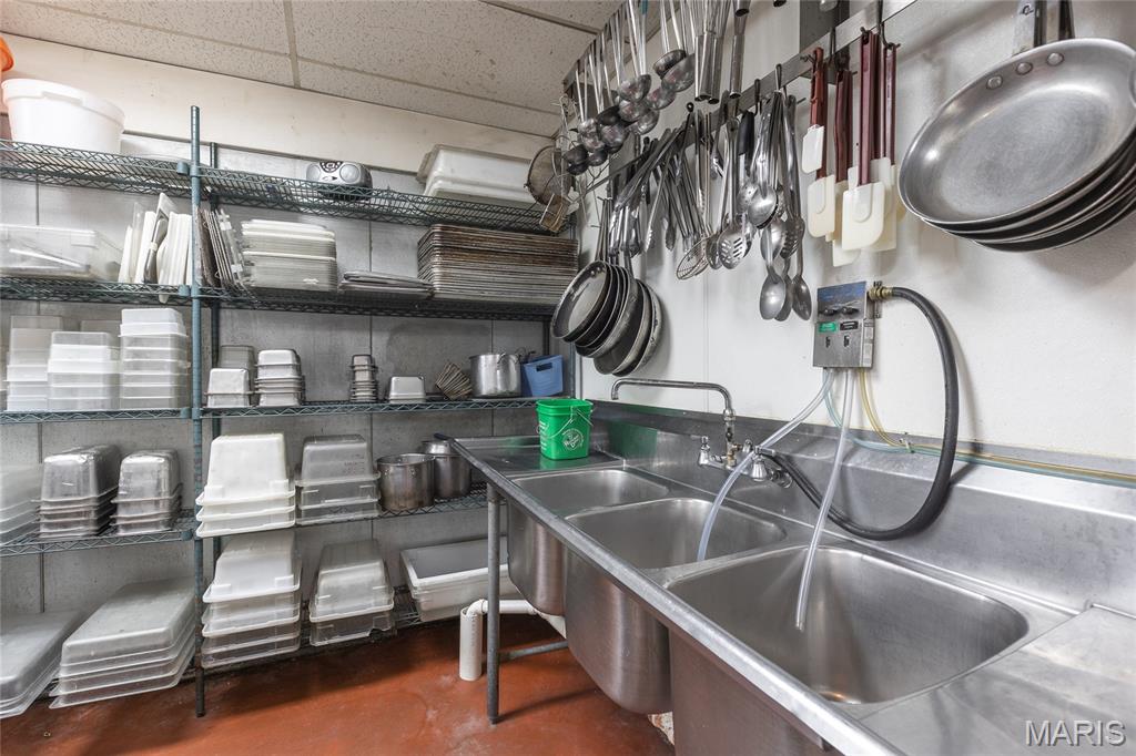 City/Cuba - Commercial Sale
