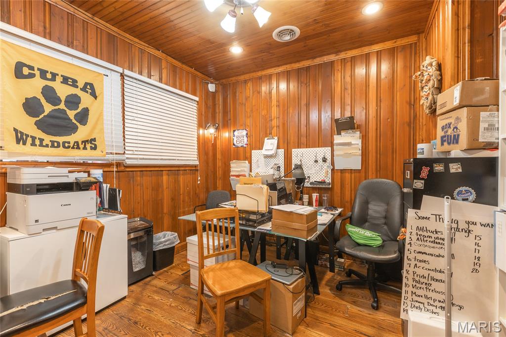 City/Cuba - Commercial Sale