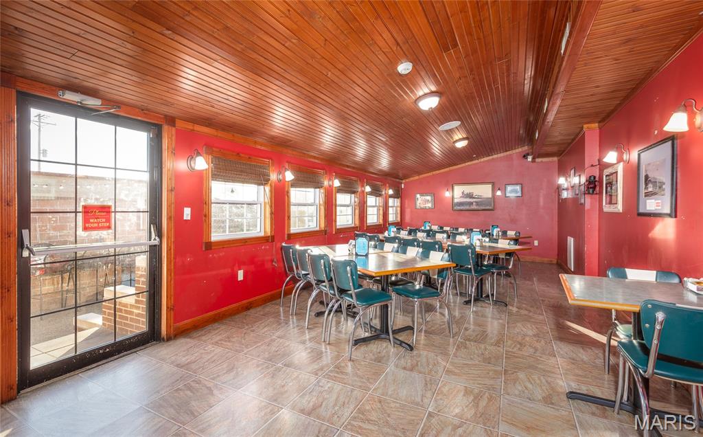 City/Cuba - Commercial Sale